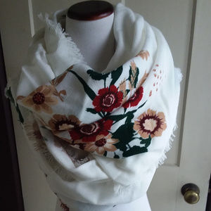 Retro Oversized Scarf
